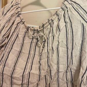 Women’s billabong crop top